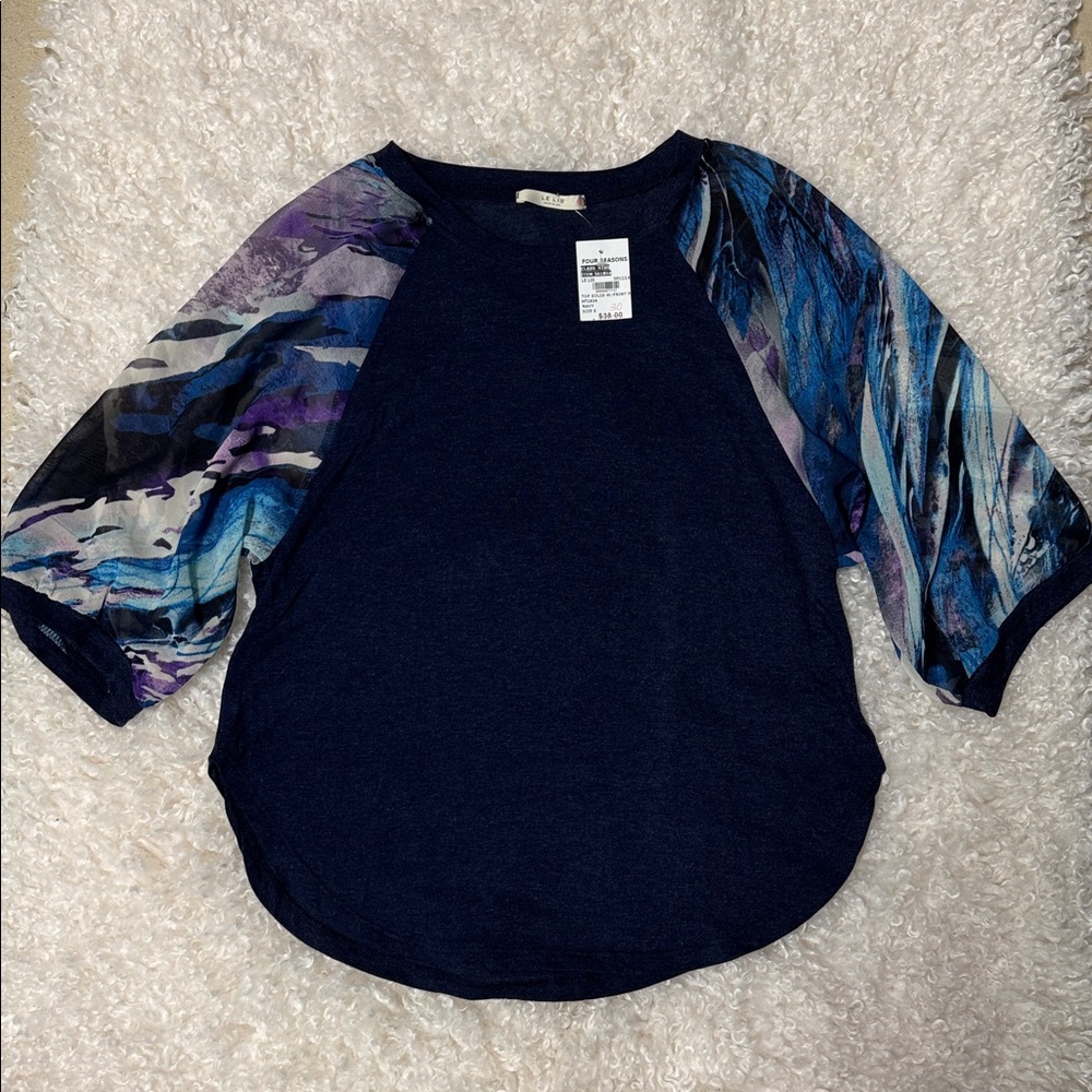 Navy 3/4 Patterned Sleeves Blouse